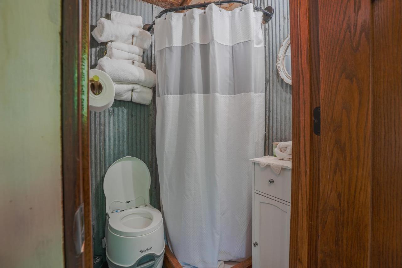 Vintage Wild West Tiny Hotel In The Woods! Pine City Ngoại thất bức ảnh
